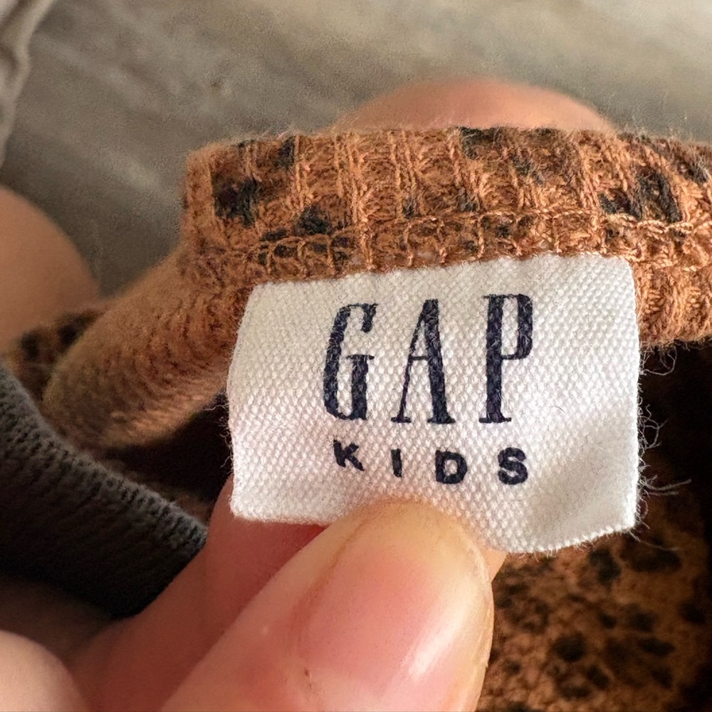 Gap Kids leopard print top, girls size L - Picture 4 of 4